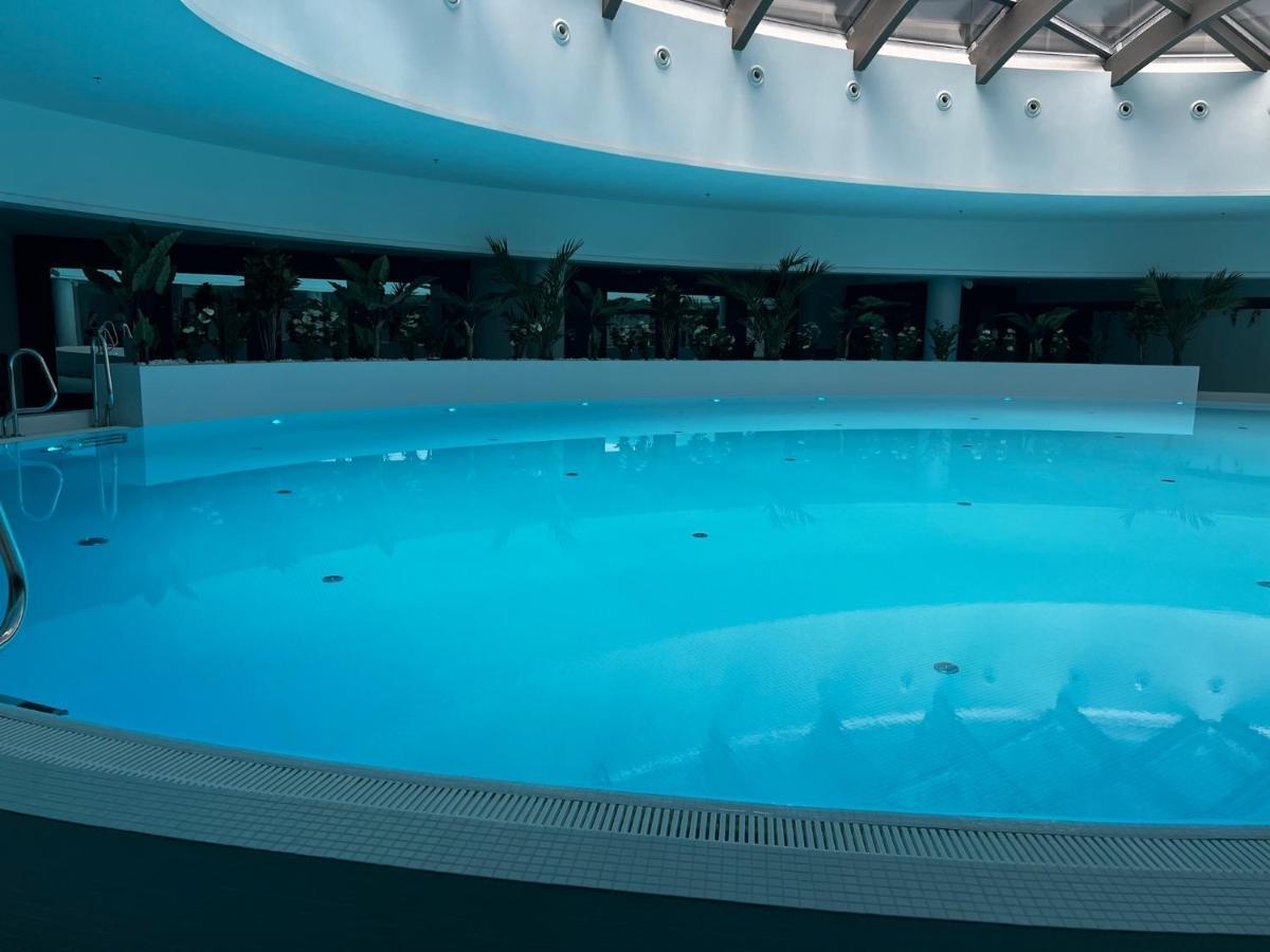 Hanza Tower Bohemia 22 Pool & Jacuzzi 什切青 外观 照片